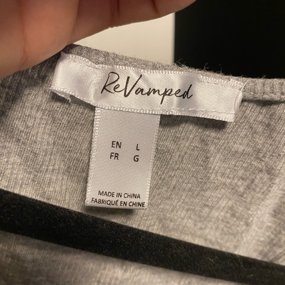 ❗️SOLD❗️Side ruched wrap shirt - Picture 3 of 3